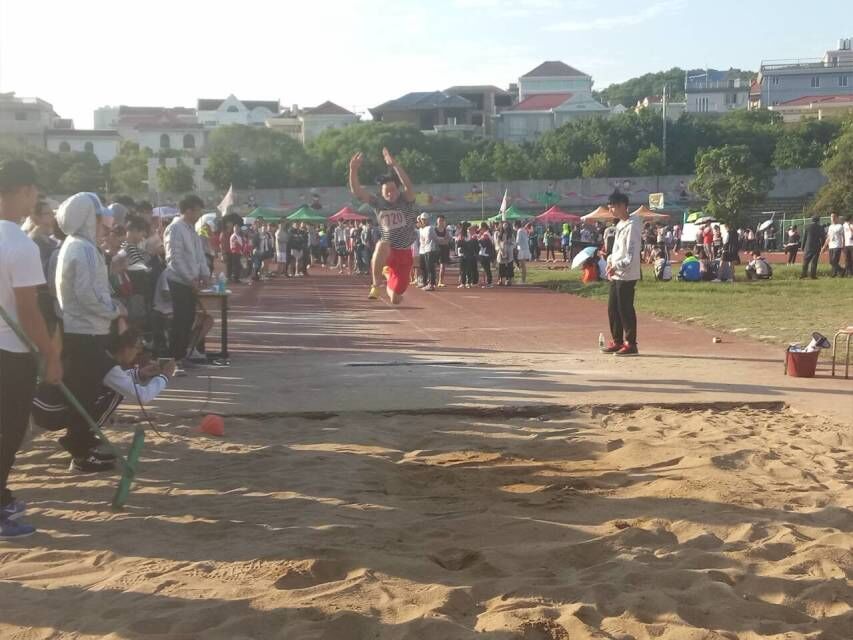 唯有坚持才有奇迹 ―我院运动健儿荣获跳远比赛第八名佳绩